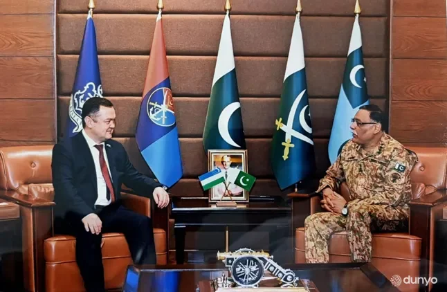 Исломободда Ўзбекистон ва Покистон ўртасидаги ҳарбий ҳамкорликнинг истиқболли йўналишлари муҳокама қилинди