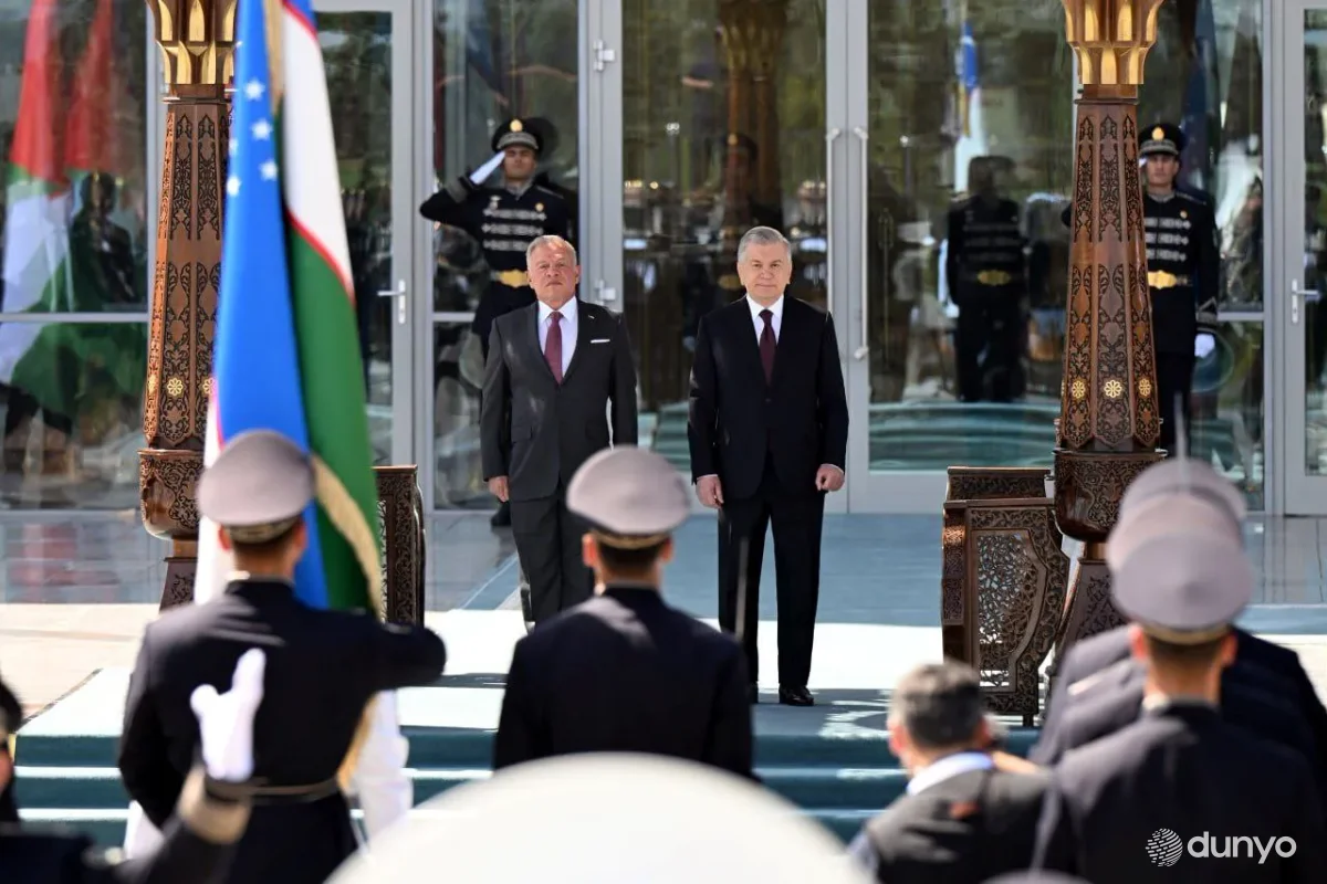 В Самарканде состоялась торжественная церемония встречи Короля Иордании