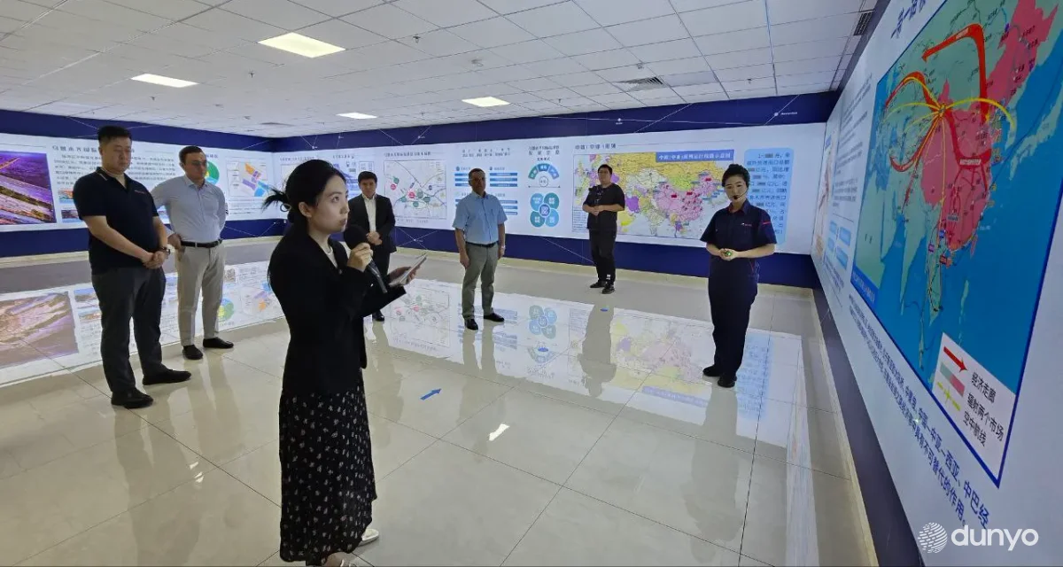 Делегация Узбекистана обсуждает в Урумчи новые «точки стыка» между IT-парками нашей страны и СУАР