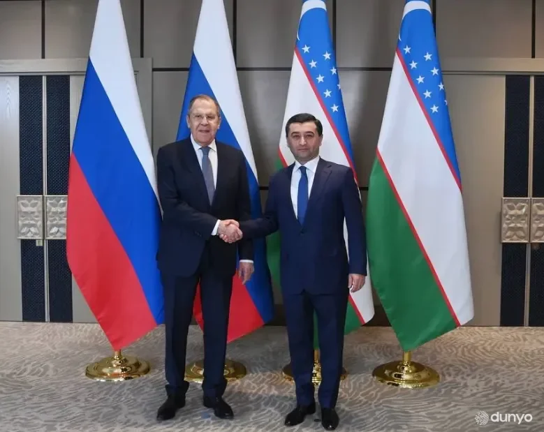 O'zbekiston va Rossiya tashqi ishlar vazirlari telefon orqali muloqot chog'ida bo'lajak ko'p tomonlama tadbirlarga tayyorgarlik masalalarini muhokama qildilar