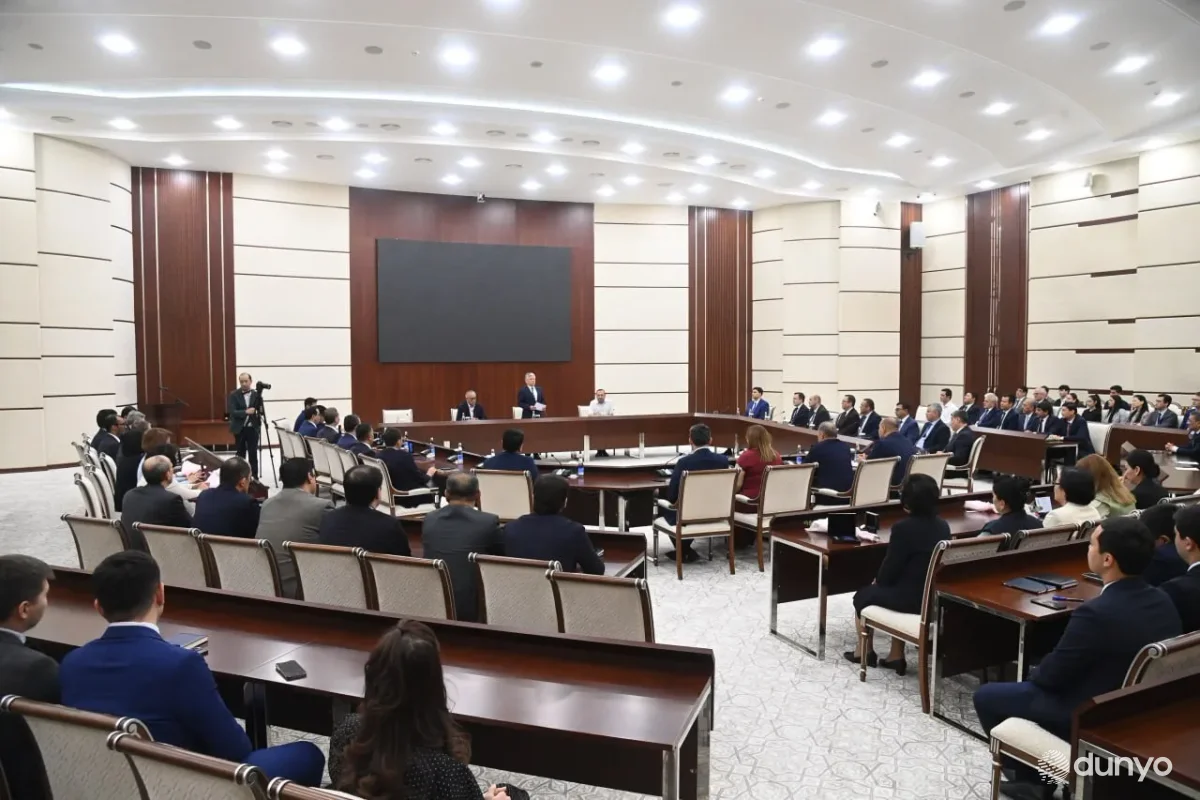 Tashqi ishlar vazirligida Vatanimiz mustaqilligi kuni munosabati bilan tadbir bo'lib o'tdi