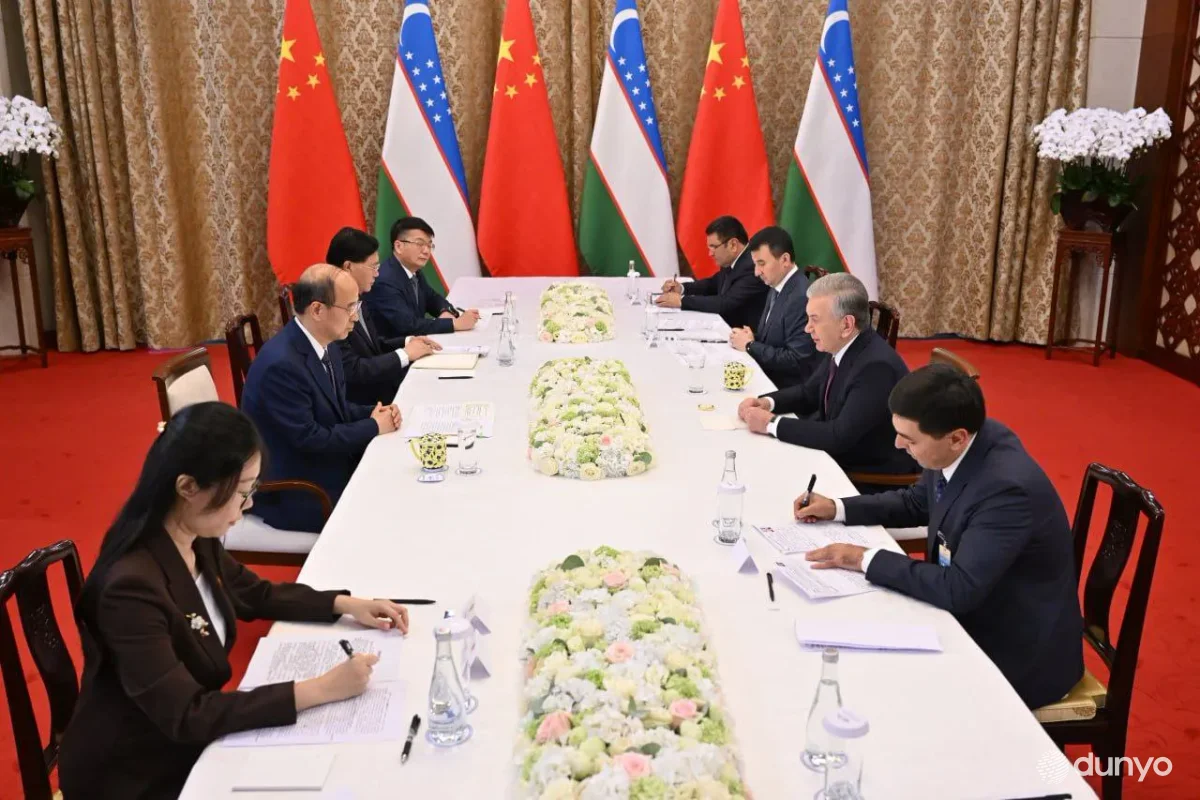 O'zbekiston Prezidenti Xitoy milliy neft-gaz korporatsiyasi bilan investitsiyaviy hamkorlikni kengaytirish istiqbollarini muhokama qildi