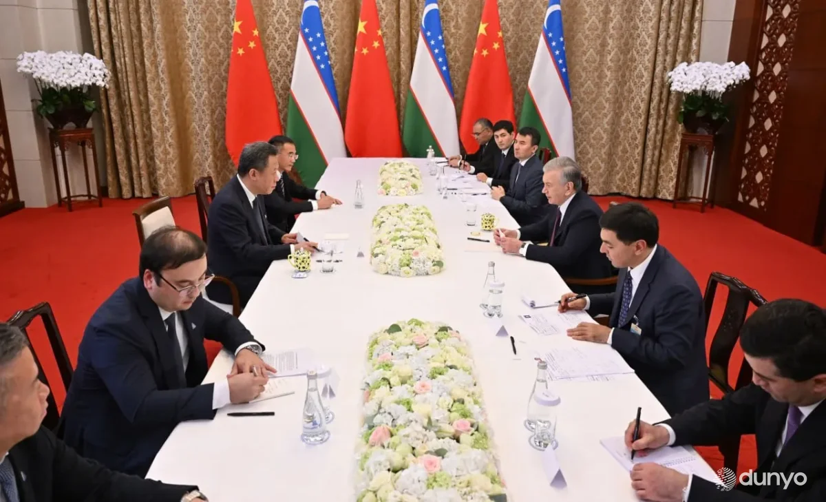 O'zbekiston Prezidenti Xitoyning "Henan Investment Group" kompaniyasi bilan loyihalarni amalga oshirish masalalarini ko'rib chiqdi