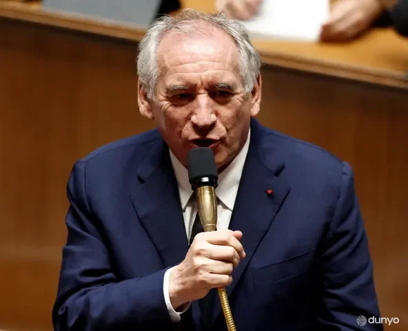 Премьер-министр Франции Франсуа Байру подал в отставку