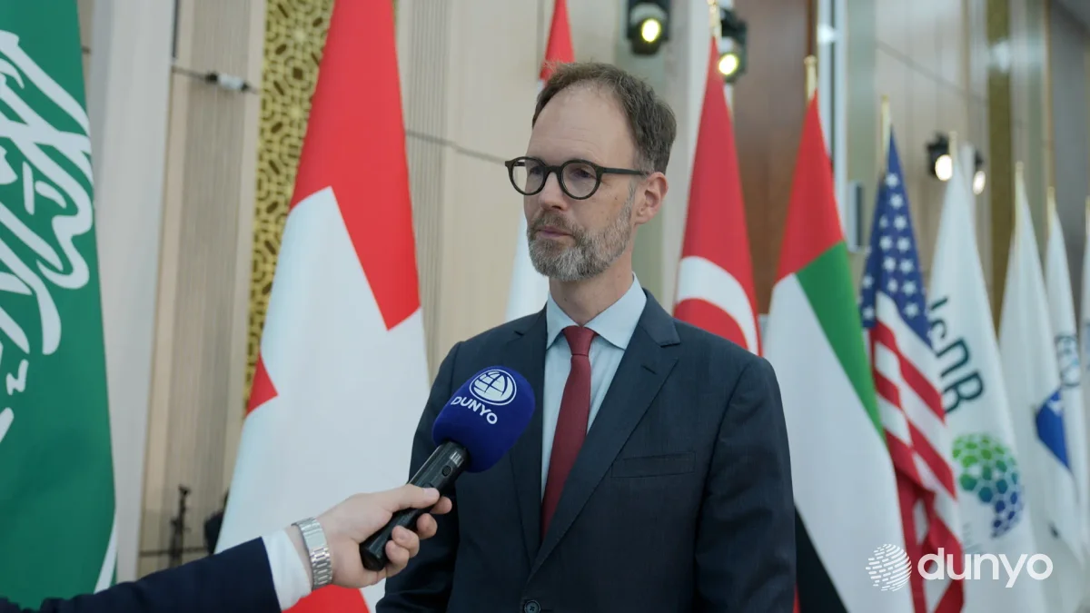 Константин Оболенский: Биз жиноий манбалардан олинган маблағларни Ўзбекистонга қайтаряпмиз ва бу маблағлар ижтимоий лойиҳаларни амалга оширишга сарфланмоқда