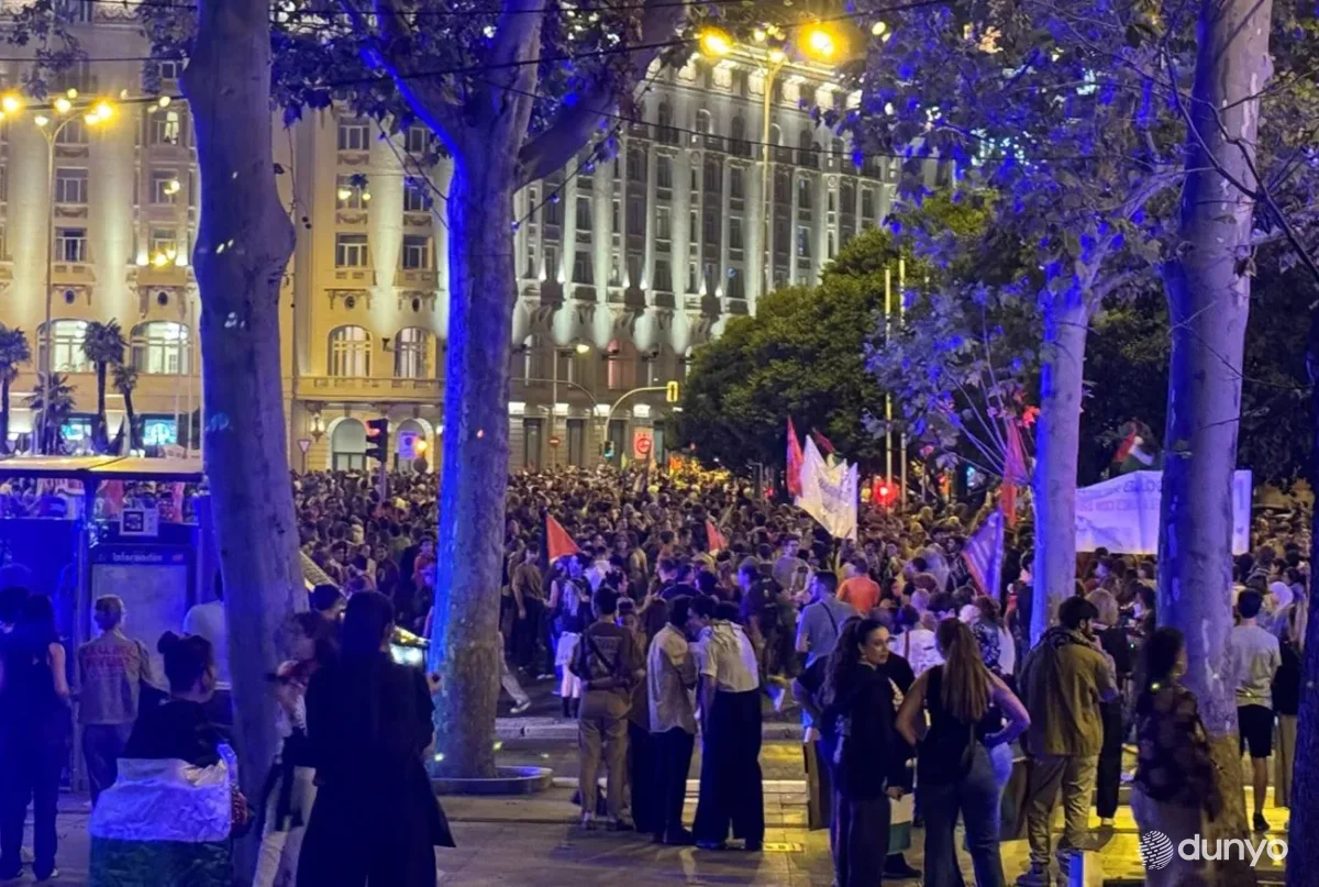 Yevropa shaharlarida Isroilning «Global Sumud» gumanitar flotiliyasini toʻxtatgani ortidan norozilik namoyishlari boʻlib oʻtmoqda