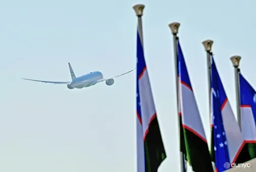 O'zbekiston Prezidenti amaliy tashrif bilan Tojikistonga jo'nab ketdi