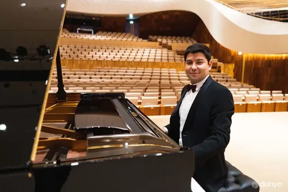 O'zbekistonlik mashhur pianinochi Bexzod Abduraimov Madridda konsert beradi