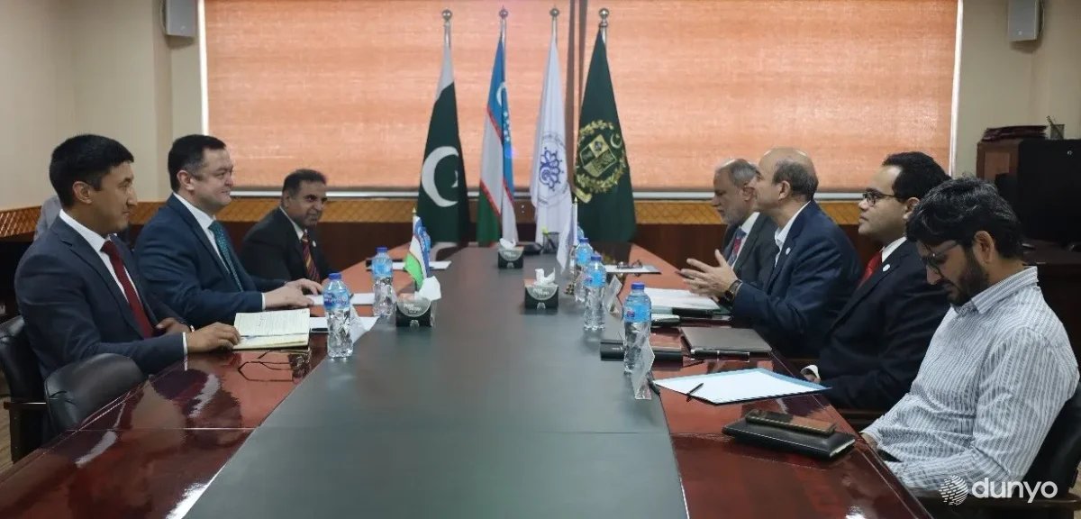 Islomobodda O'zbekiston va Iqtisodiy hamkorlik tashkiloti Ilm-fan jamg'armasi o'rtasidagi hamkorlik istiqbollari ko'rib chiqildi