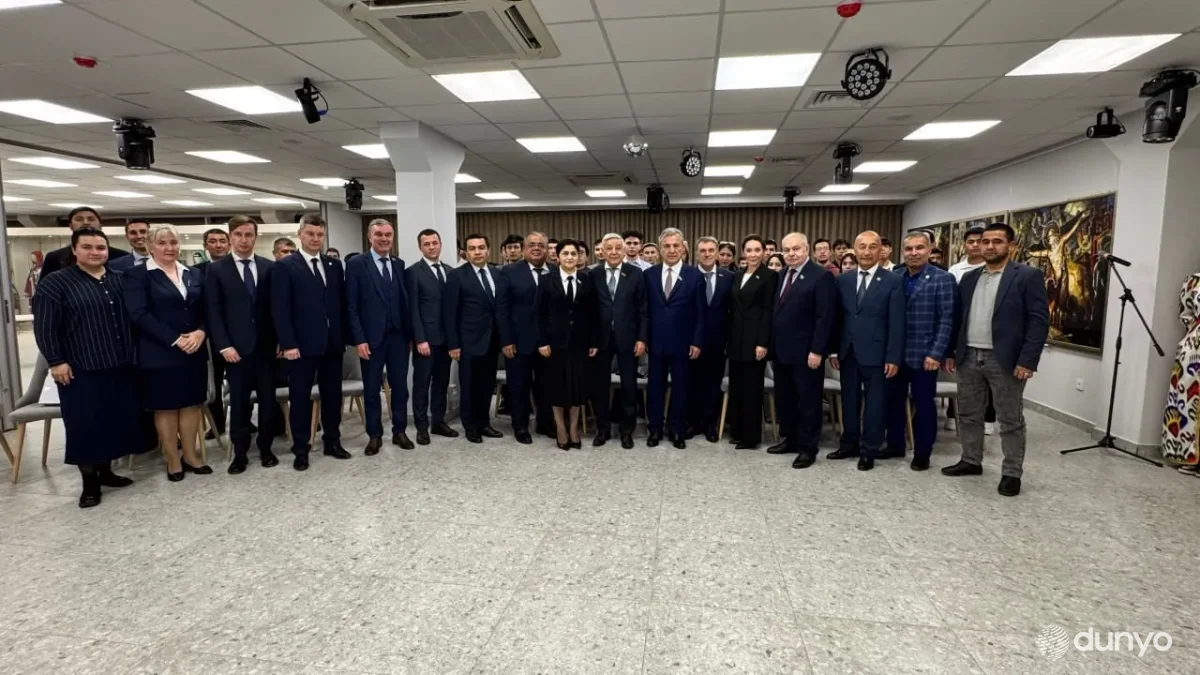 O'zbekiston parlament delegatsiyasi Qozon shahrida vatandoshlar bilan uchrashdi