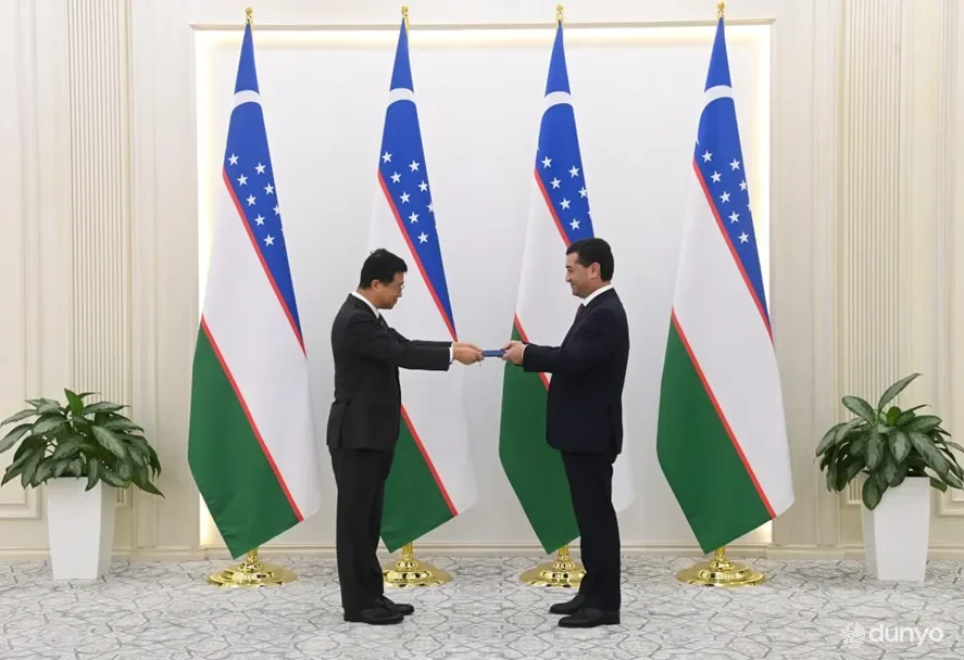 Министр иностранных дел Узбекистана принял копии верительных грамот нового посла Японии