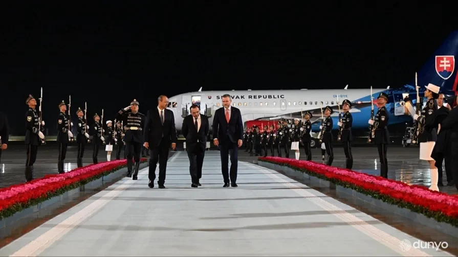 Slovakiya Prezidenti amaliy tashrif bilan O'zbekistonga keldi