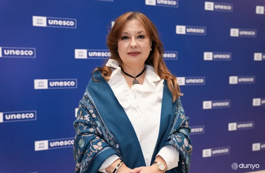 Взгляд из Анкары: Символично, что Самарканд, имеющий огромное историческое значение для исламского и тюркского мира, принимает у себя это важнейшее событие, посвящённое культуре, науке и образованию