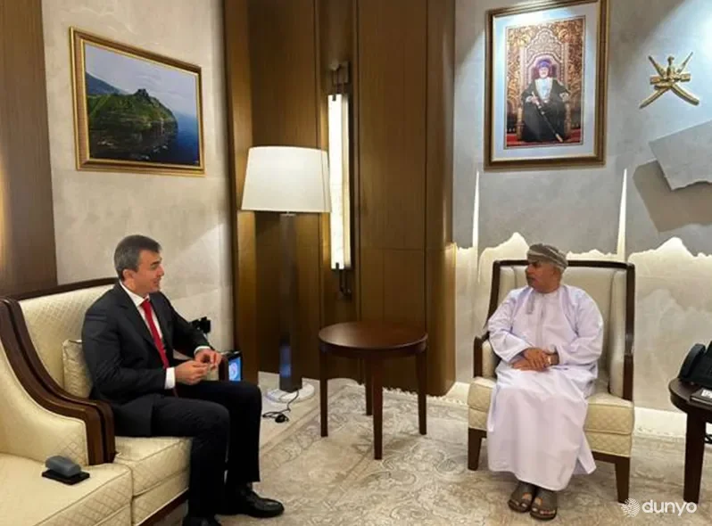 O‘zbekiston elchisi O‘mon sog‘liqni saqlash vaziri bilan uchrashdi