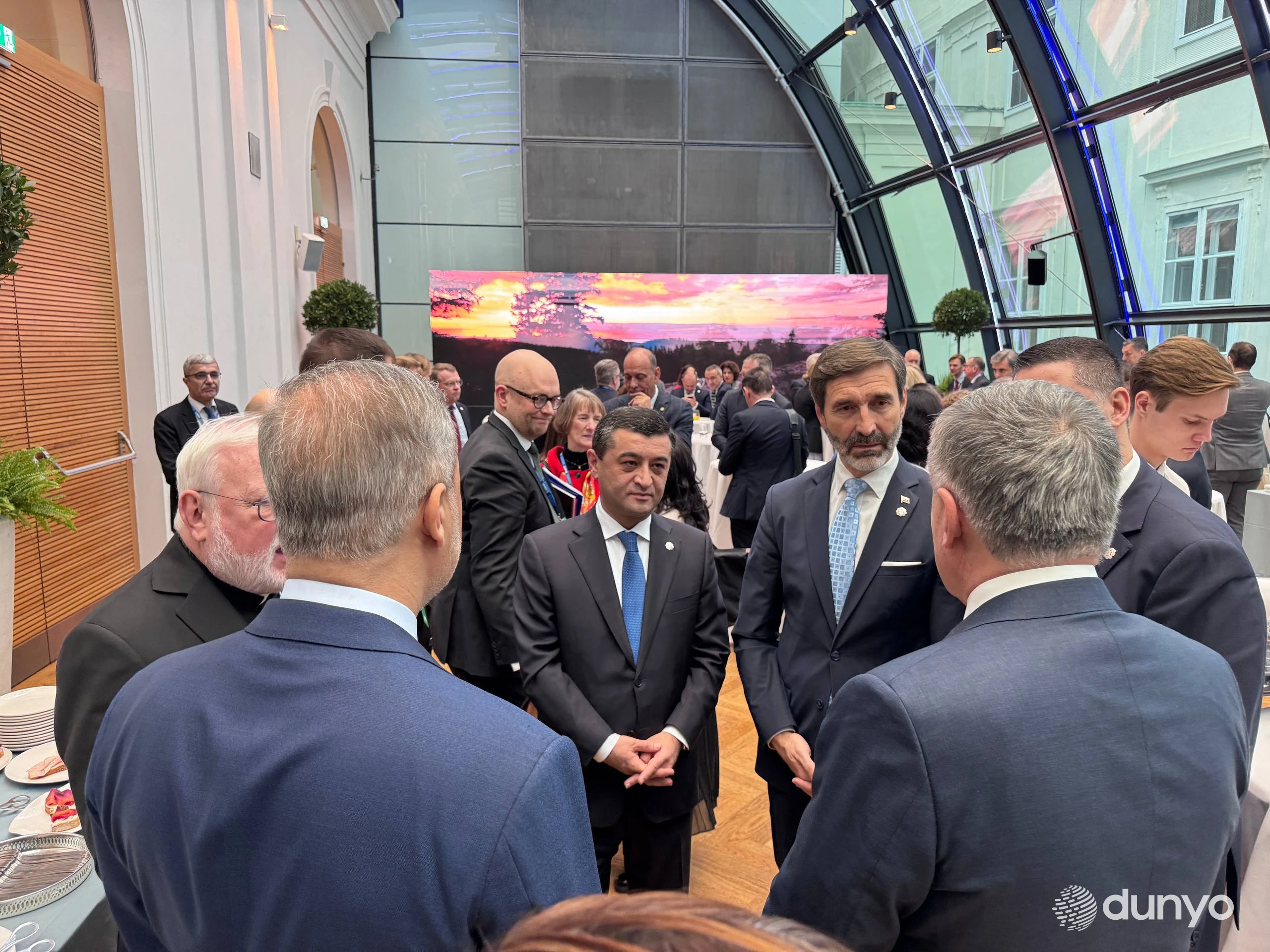 Глава МИД Узбекистана провел ряд встреч в рамках участия в заседании Совета министров иностранных дел ОБСЕ