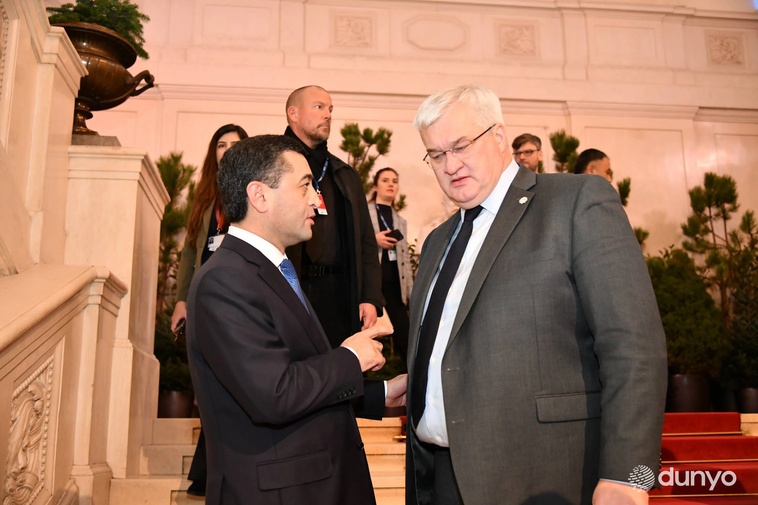 Глава МИД Узбекистана провел ряд встреч в рамках участия в заседании Совета министров иностранных дел ОБСЕ