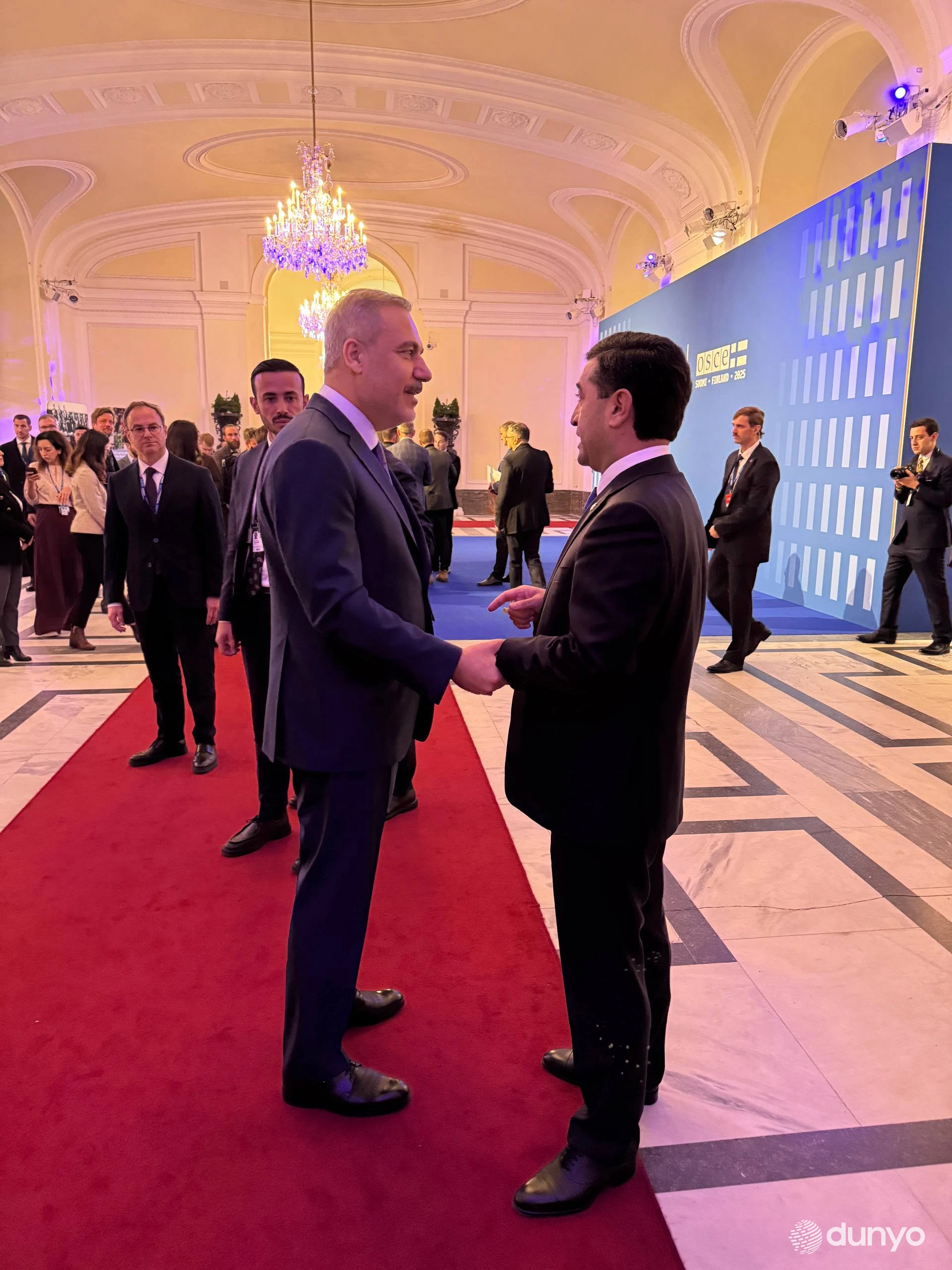 Глава МИД Узбекистана провел ряд встреч в рамках участия в заседании Совета министров иностранных дел ОБСЕ