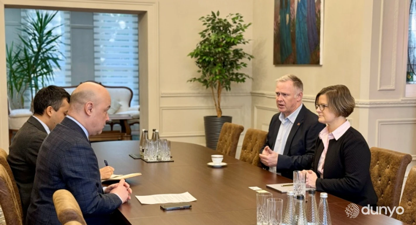 Ўзбекистонда сифатли мева-сабзавот навларини яратишда Британия тажрибаси қўлланилади