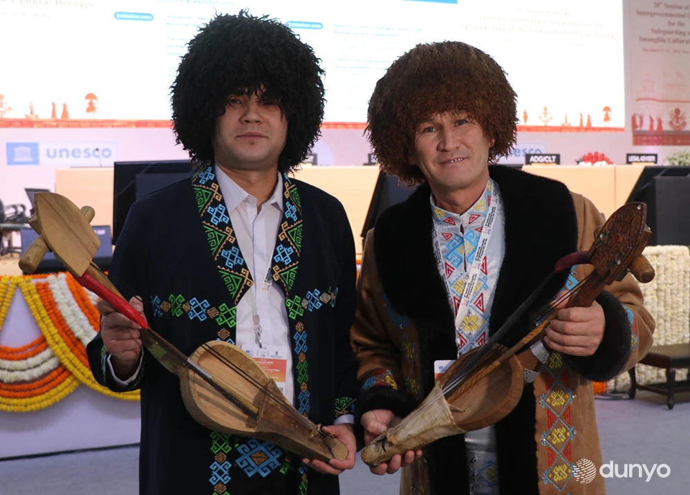 Қорақалпоқ қўбиз санъати ЮНЕСКОнинг Зудлик билан муҳофаза остига олиниши лозим бўлган номоддий маданий мерос рўйхатига киритилди