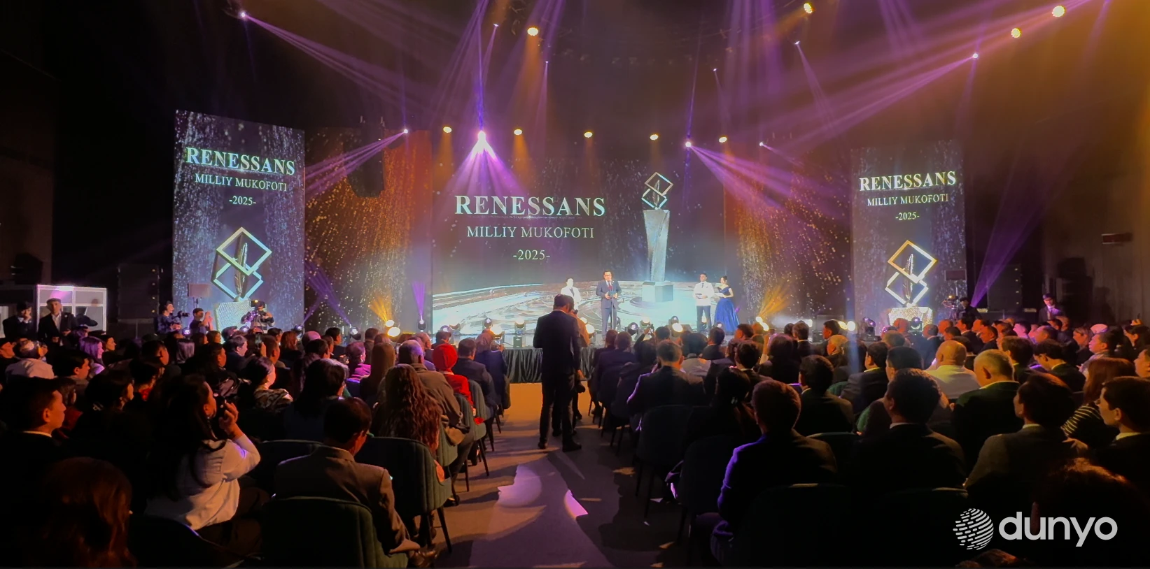 Тошкентда “Ренессанс” миллий мукофоти тақдирлаш маросими бўлиб ўтмоқда