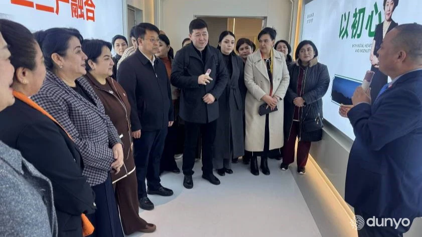 Делегация женщин-предпринимательниц Сырдарьинской области изучает опыт Китая