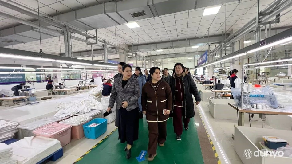 Делегация женщин-предпринимательниц Сырдарьинской области изучает опыт Китая