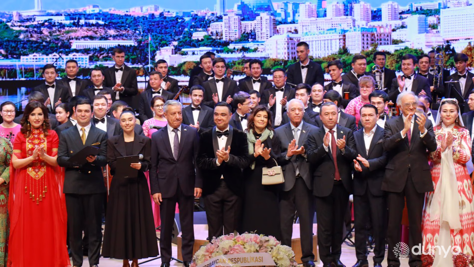 В Азербайджане проходят Дни культуры Узбекистана