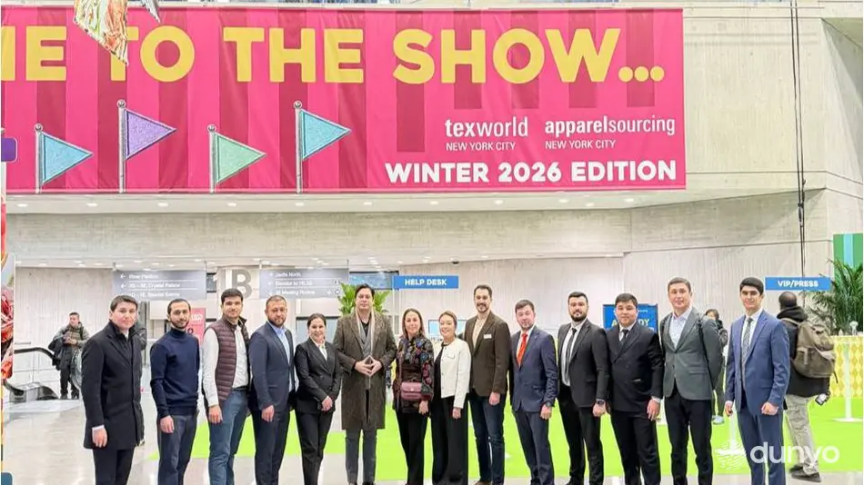 Нью-Йоркда ўзбек миллий трикотаж ва тўқимачилик маҳсулотлари намойиш қилинди