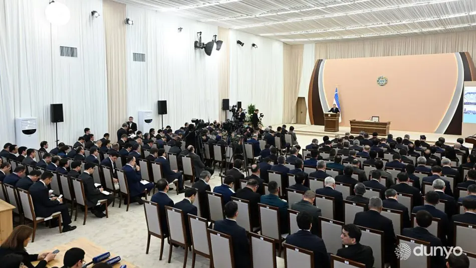 Ўзбекистон Президенти раислигида бўлиб ўтган йиғилишда тармоқ ва ҳудудларда юқори иқтисодий ўсиш суръатларини таъминлаш бўйича вазифалар белгиланиб олинди