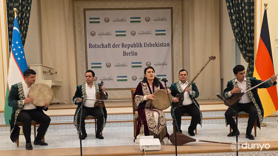 В Германии широко отметили 585-летие великого поэта и государственного деятеля Алишера Навои