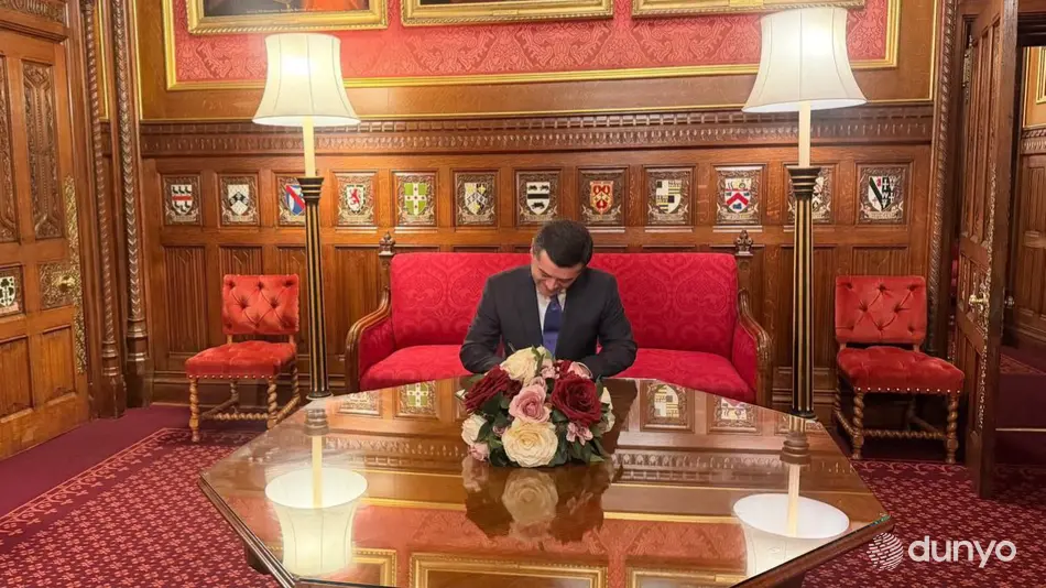 Министр иностранных дел Узбекистана встретился со спикером Палаты общин Великобритании