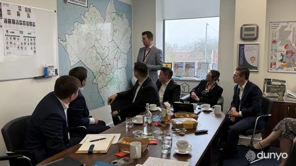 Делегация Ассоциации махаллей Узбекистана изучает систему местного управления Великобритании