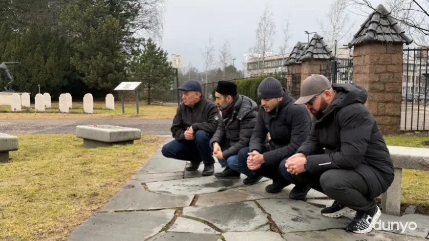 Иккинчи жаҳон урушида Норвегияда дафн этилган ўзбек аскарлари хотираси ёд этилди