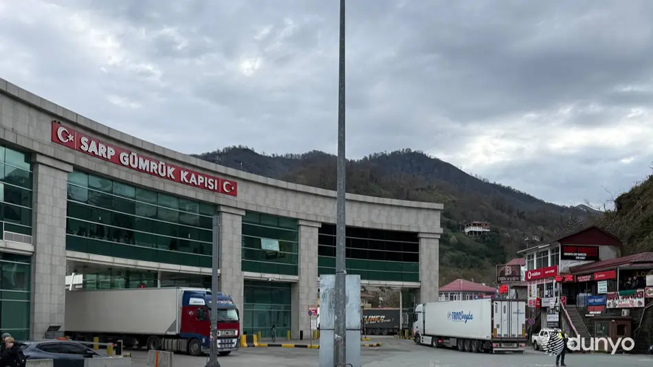 Узбекистан и Турция договорились об упрощении процедур для водителей на ключевом пограничном переходе