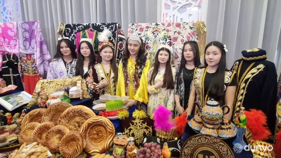 Гости Новосибирска ознакомились с традициями и кухней Узбекистана