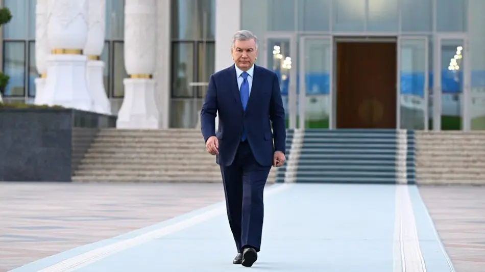 Ўзбекистон Президенти амалий ташриф билан Озарбайжонга жўнаб кетди