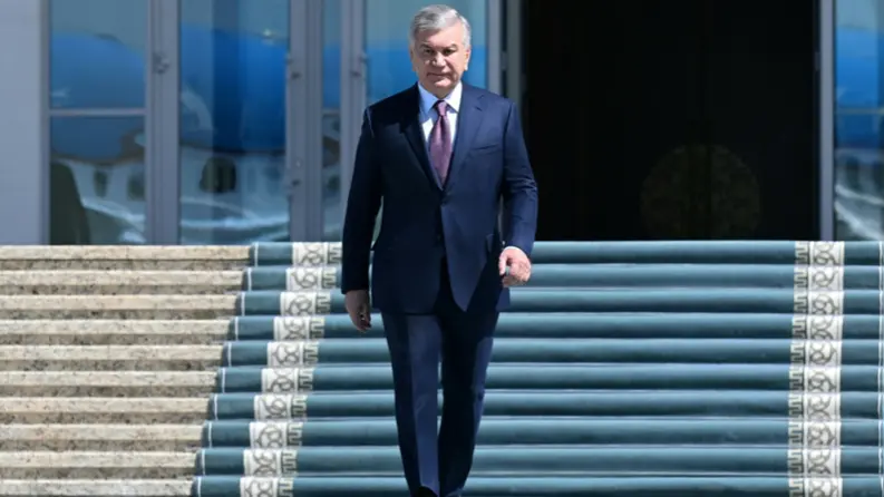 Ўзбекистон Президенти амалий ташриф билан Қозоғистонга жўнаб кетди