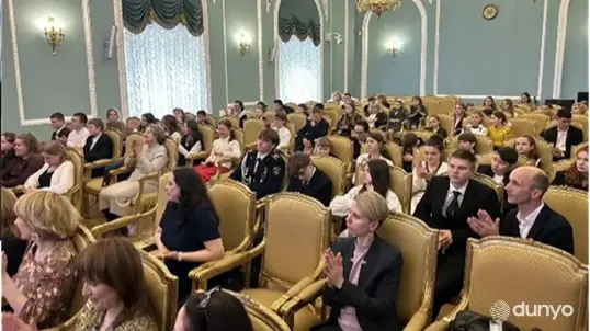 Санкт-Петербургда “Ўзбекистон ёш петербургликлар нигоҳида” танлови ғолиблари тақдирланди