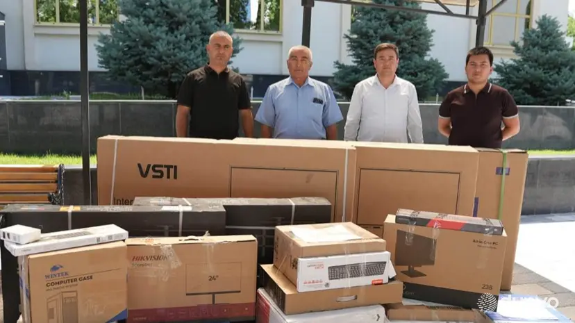 Olmaotadagi Bosh konsulxona tashabbusi bilan O‘zbekiston taʼlim muassasalariga zamonaviy jihozlar topshirildi