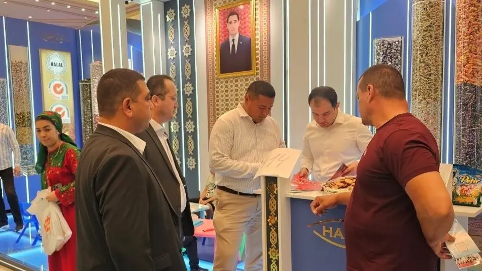 Uzbek Delegation Participates in International Exhibition in Ashgabat