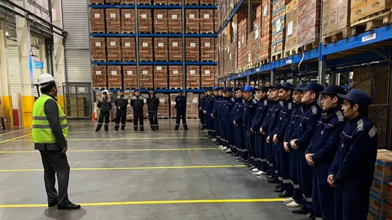O‘zbekiston Bosh konsulxonasi vakillari Vladivostokda mehnat qilayotgan vatandoshlar bilan uchrashdi