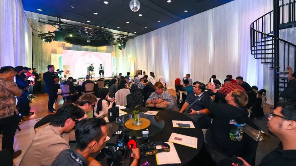Kuala-Lumpurda malayziyalik mashhur sanʼatkorning O‘zbekistonda suratga olingan yangi albomi taqdimoti o‘tkazildi
