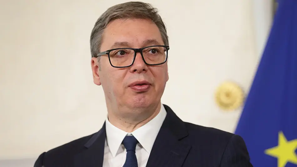 Президент Сербии ушел в отставку и будет бороться за пост премьер-министра страны