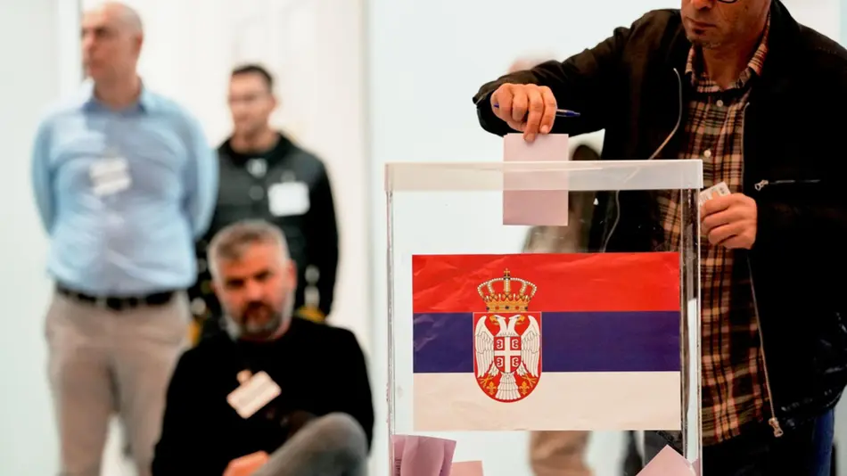 Правящая партия Сербии признала поражение студенческому движению на парламентских выборах