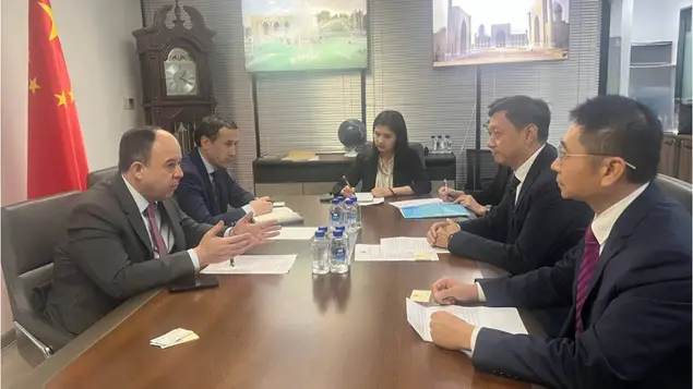 O‘zbekiston va Chjunshan o‘rtasida hududlararo hamkorlikni kengaytirish masalalari ko‘rib chiqildi

