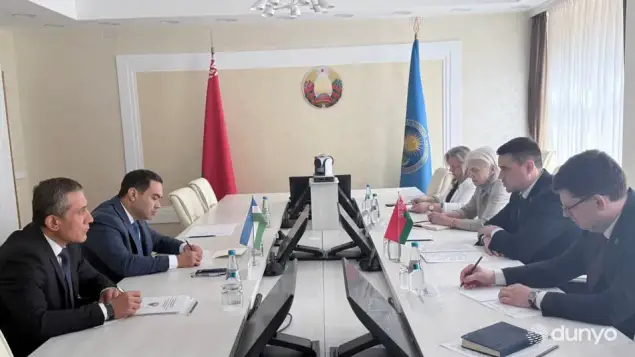 O‘zbekiston tashqi ishlar vaziri o‘rinbosari Minskda Belarus ta’lim vaziri bilan uchrashdi
