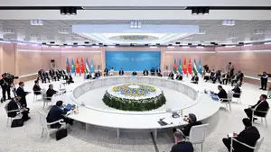Президент Узбекистана выдвинул ряд инициатив на неформальном саммите Организации тюркских государств