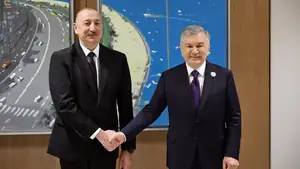 O‘zbekiston va Ozarbayjon Prezidentlari Bokuda oliy darajadagi kelishuvlarni amalga oshirish masalalarini muhokama qildilar