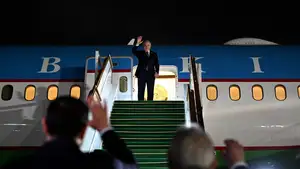 Президент Узбекистана завершил рабочий визит в Азербайджан