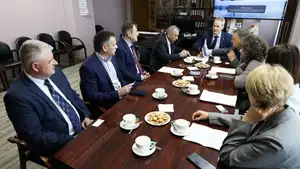 Diplomats of Uzbekistan meet with the rectors of leading universities of the Altai Krai and familiarize themselves with the studying conditions of Uzbek students